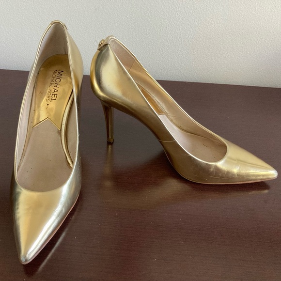 Michael Kors Shoes - Michael Kors Gold Pumps